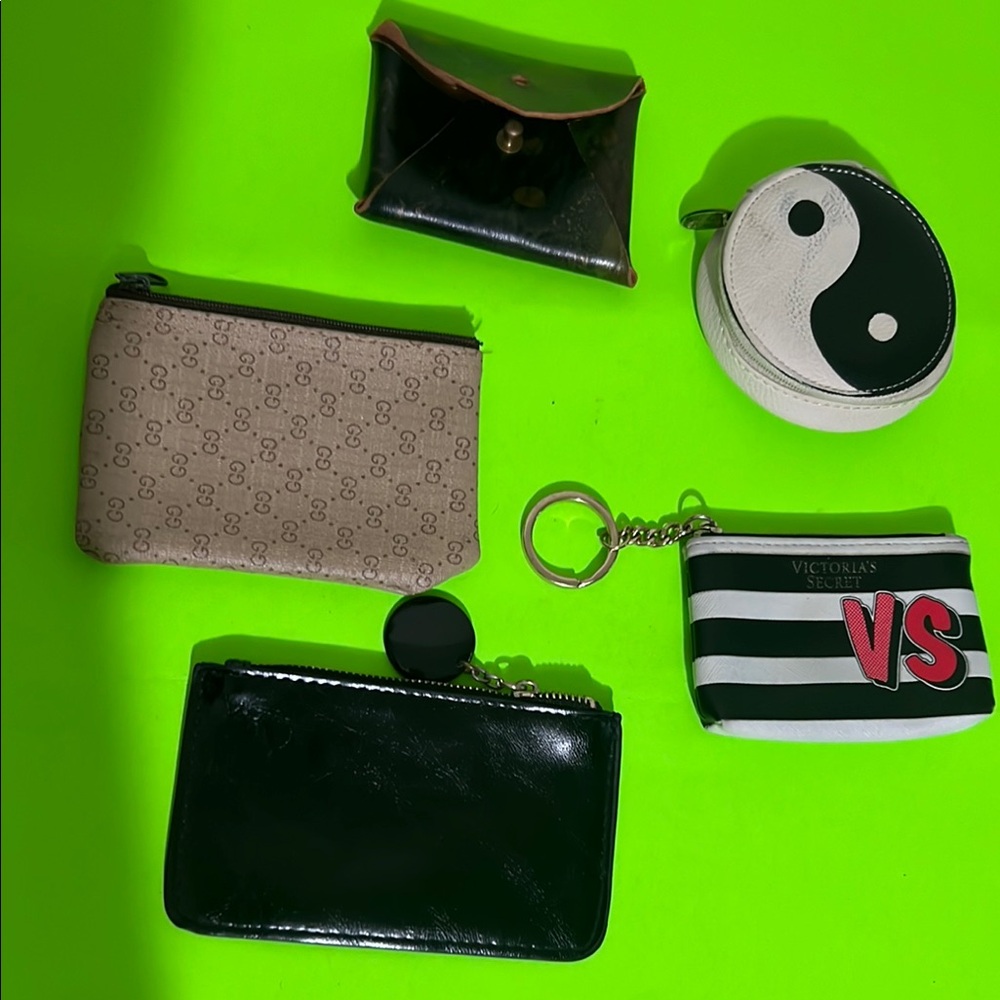 Mixed Small Wallet & Coin Purse Lot - Black, Beige, White